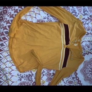 A long sleeve tight shirt xs